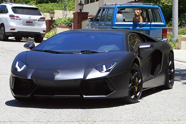 Lamborghini Aventador LP 700-4