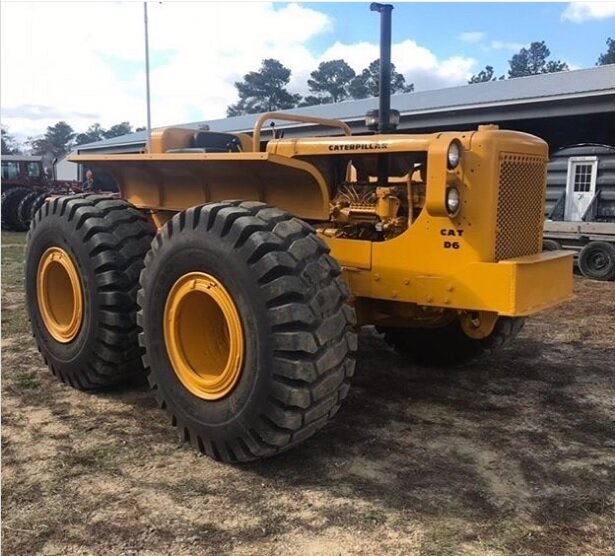 Caterpillar 4-wheel  tractor DW6