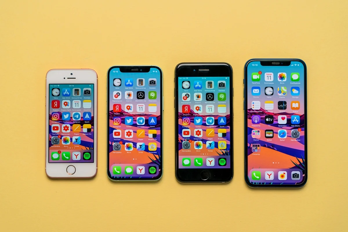 iPhone SE 1-ого поколения, iPhone 12 mini, iPhone 7 и iPhone 12
