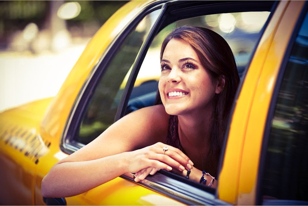 Сел и не паришься - удобно, и до места довезут) 