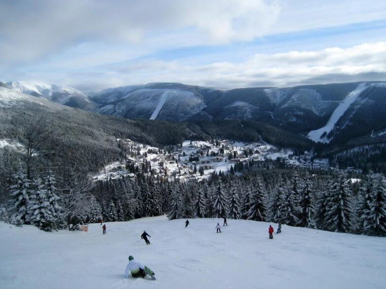 Стоимость недельного пребывания здесь по абонементу ниже, чем в других странах. Стоит примерно 150 евро