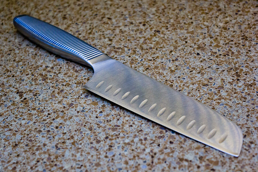 Ножевой дом. Острый нож для ткани. Фото ножа домашнее. Если острые ножи в доме то. Дому клинок.