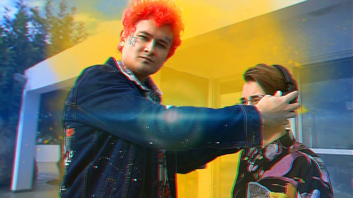 Моргенштерн и его поклонник (Фото любезно предоставил сервис Яндекс.Картинки)