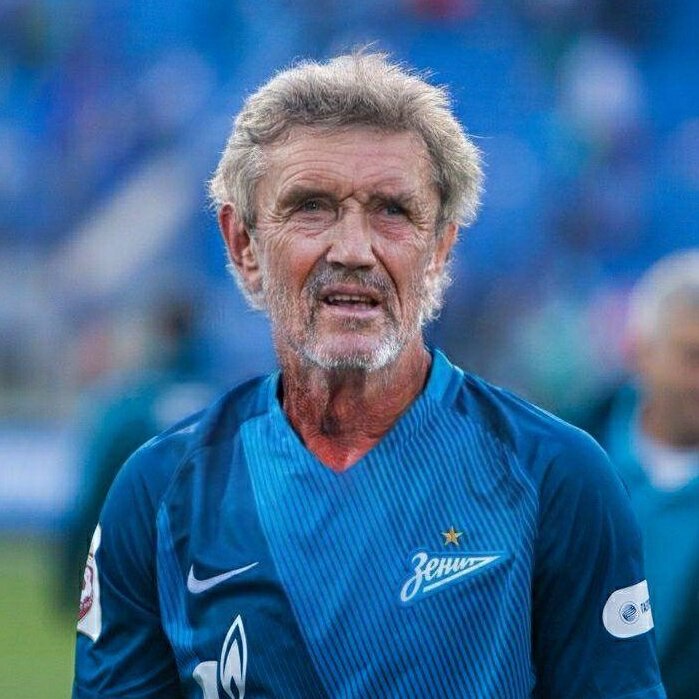 Фотожаба с Юрием Жирковым. Фото twitter.com/bookierating/status/1289207464869666817