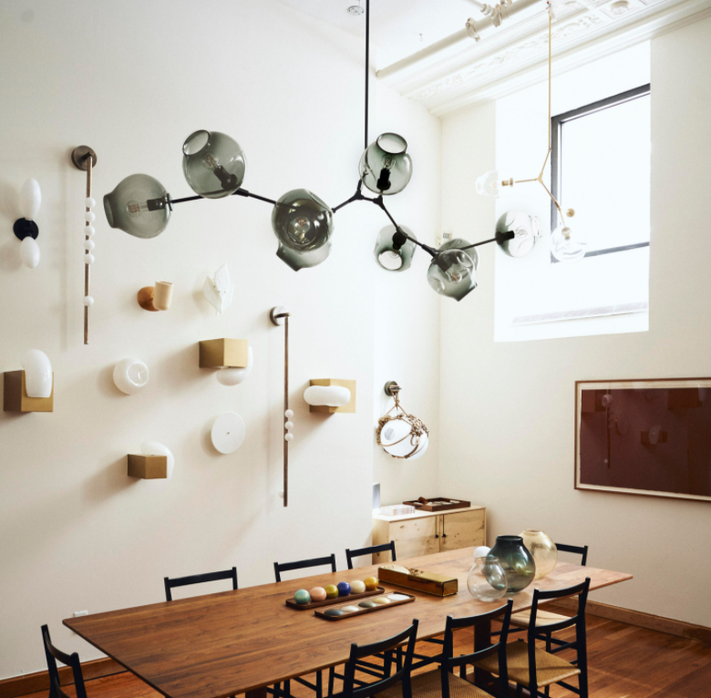 Фото с сайта lindseyadelman.com