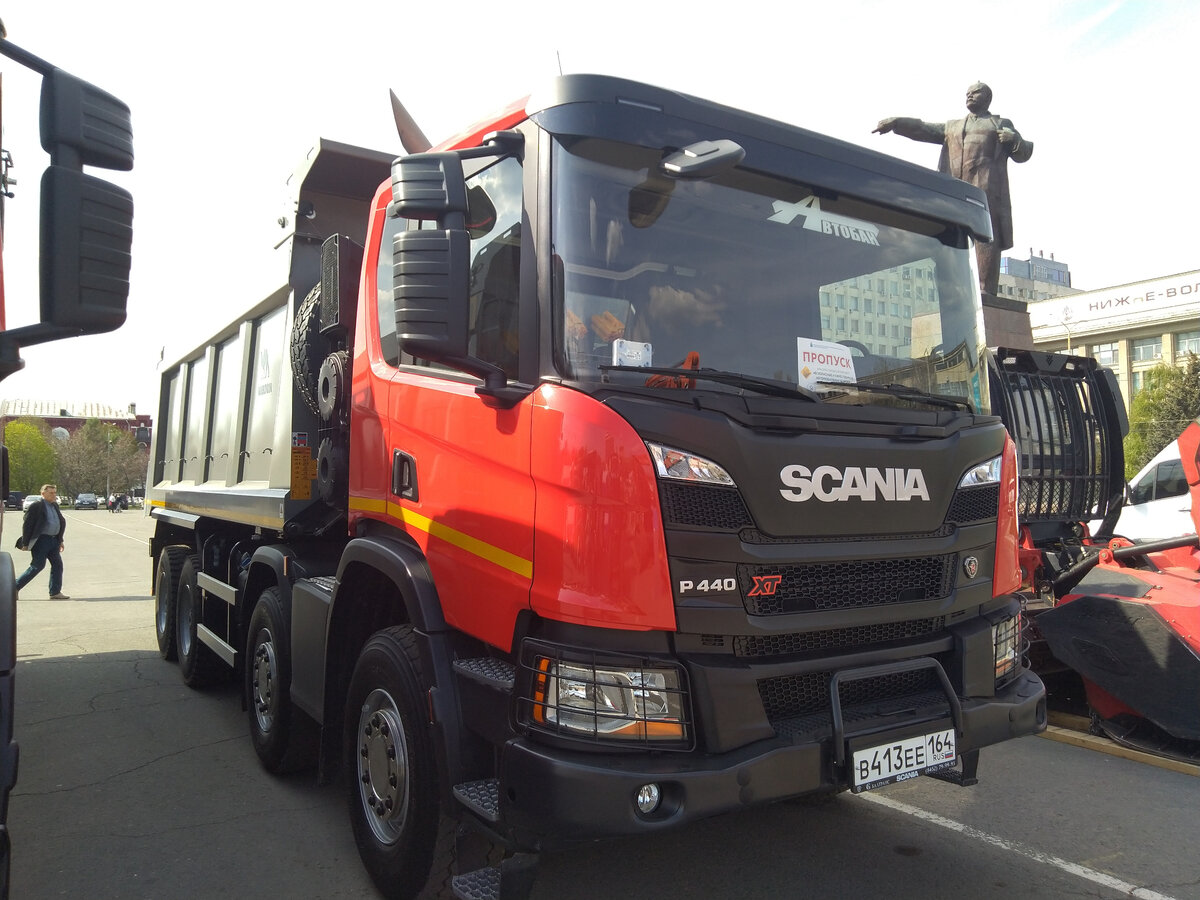 Грузовой автомобиль "Scania-P440XT". 26.04.2019. (Фото автора).