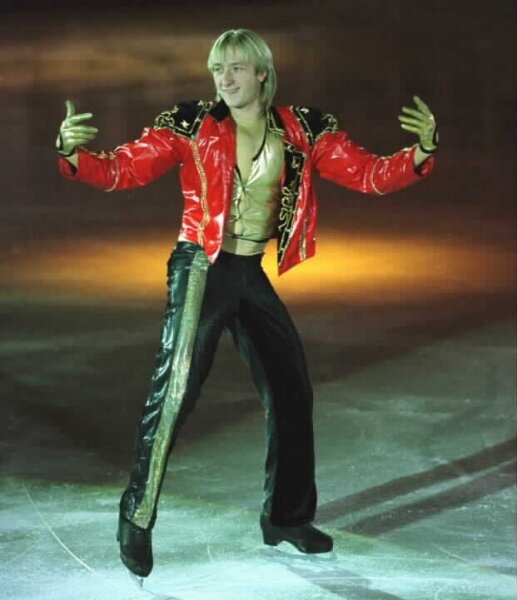 Фото с сайта evgeni-plushenko.com