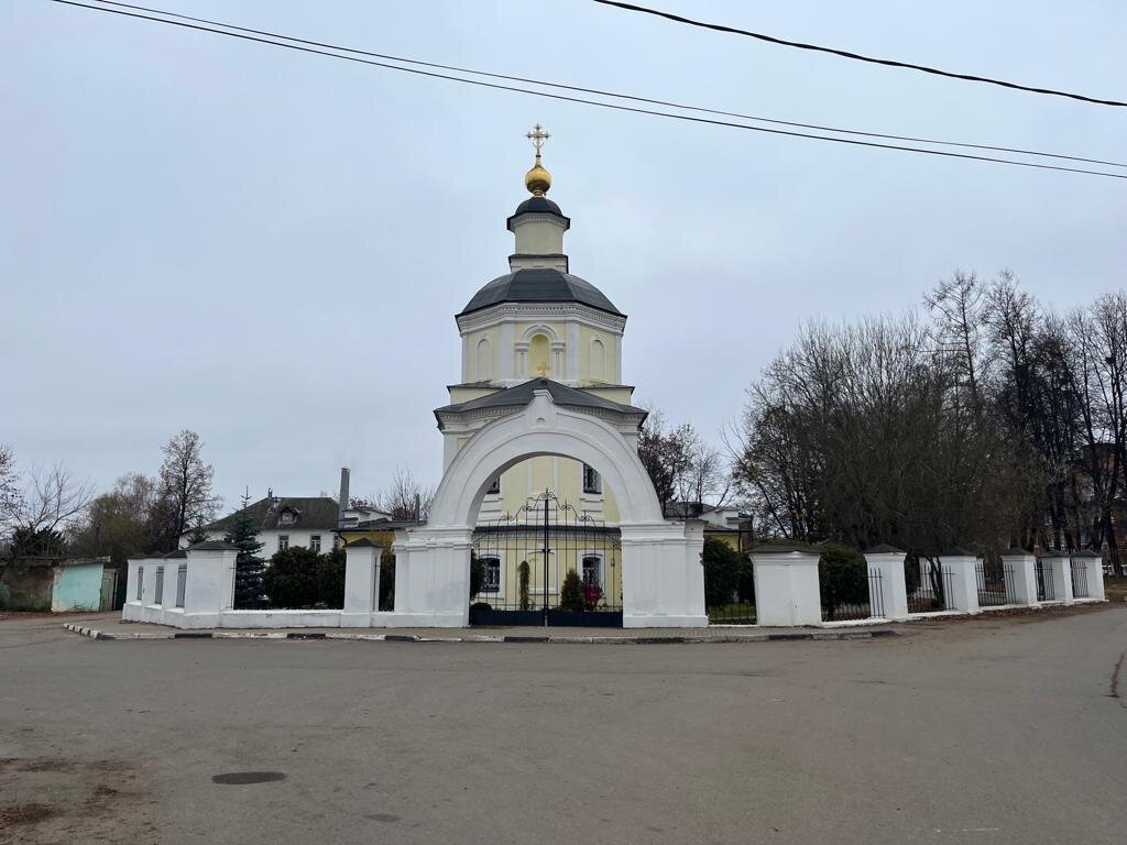 Покровский храм.