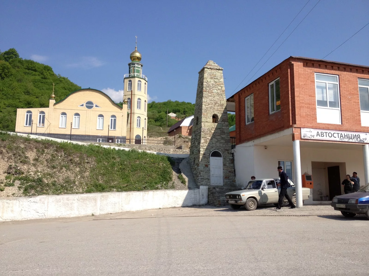 Крепость шатой чечня. Горы шатоя. Шатой чеченская республика. Крепость шатой чечня. Сош шатой.