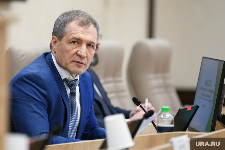    Среди прочих интернет-атаке подвергся Игорь Володин