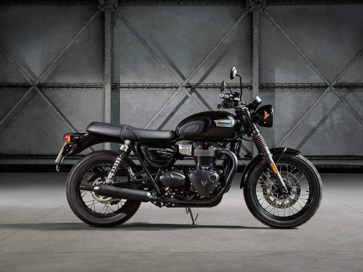 Неповторимый оригинал - Triumph Bonneville. Фотоhttps://quto.ru/moto/download/?hash=58482a0f4c7cc.jpeg