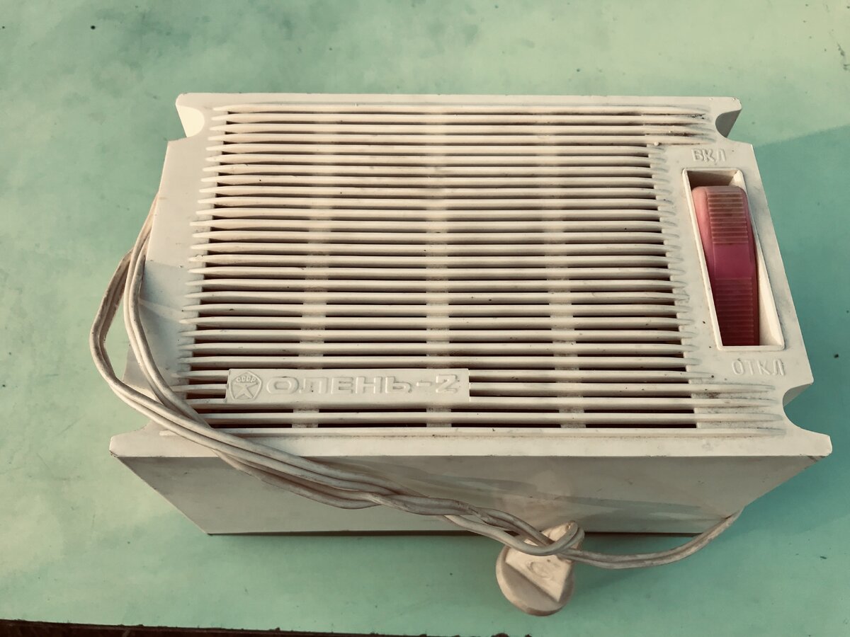 Стабилизатор напряжения - необходим для всех, у кого старая электрическая сеть