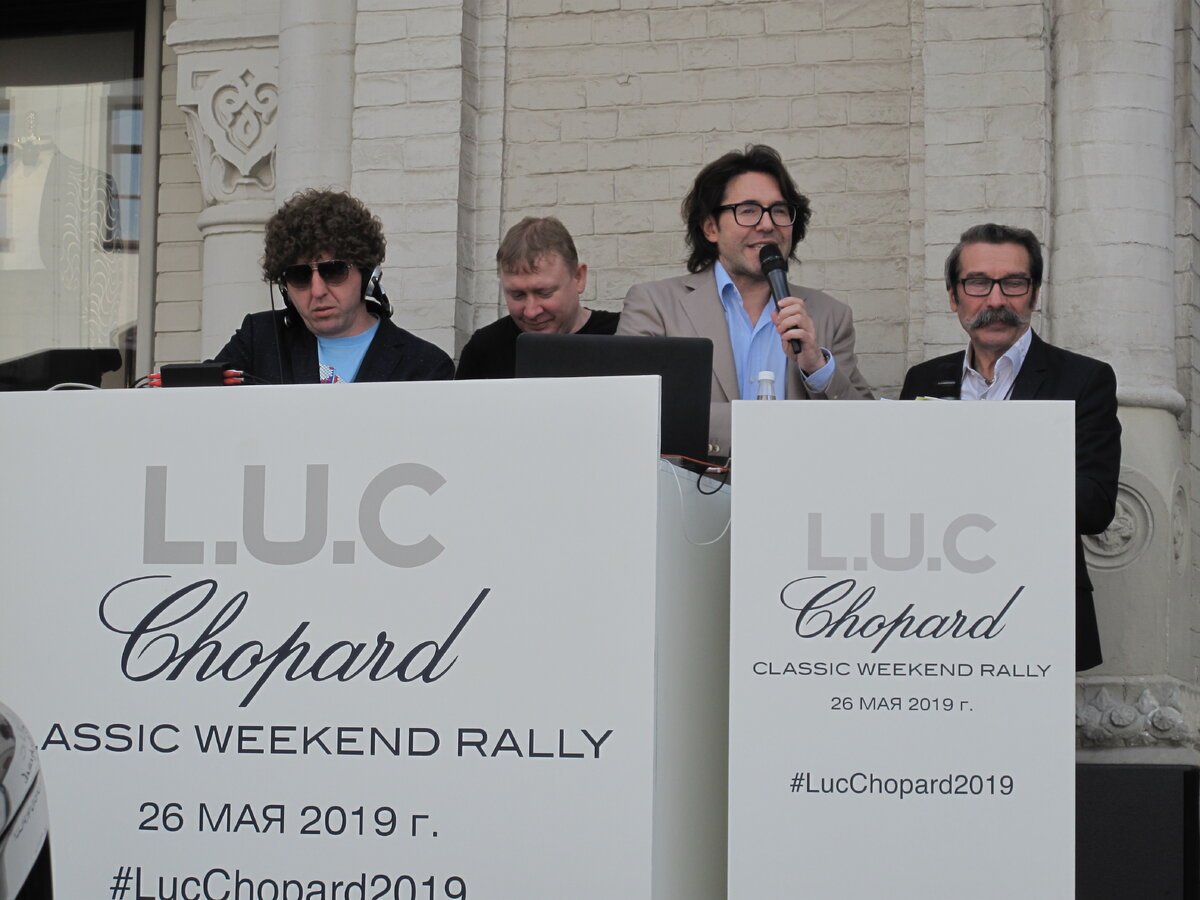 Крайние справа: Андрей Малахов и Марк Подольский