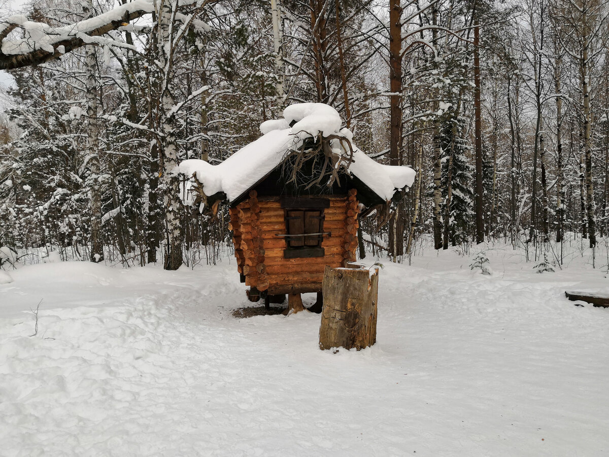 Фасад Избушка на курьих ножках