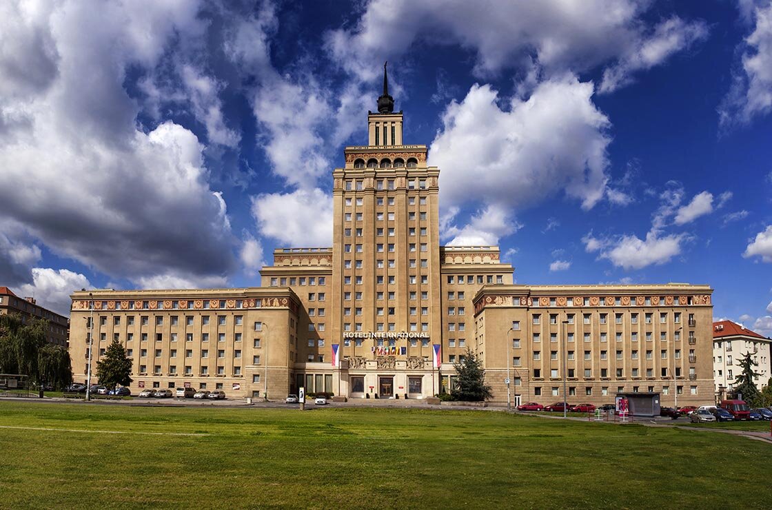 Адрес: ул. Коулова, 1501/15