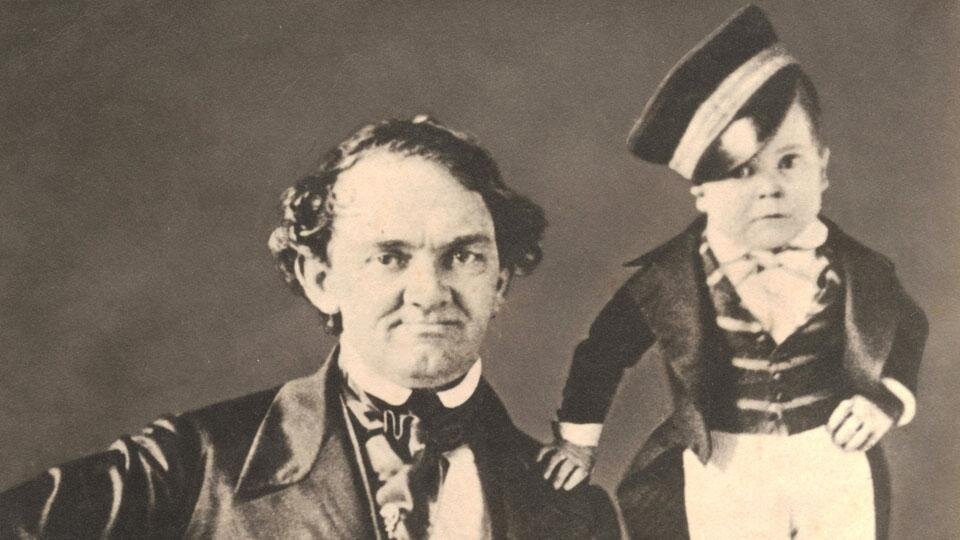 Тейлор Барнум и лилипут, звезда цирковых шоу Генерал Том Трумб (фото из интернета)