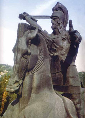 С каждого ракурса он выглядит совершенно по-новому