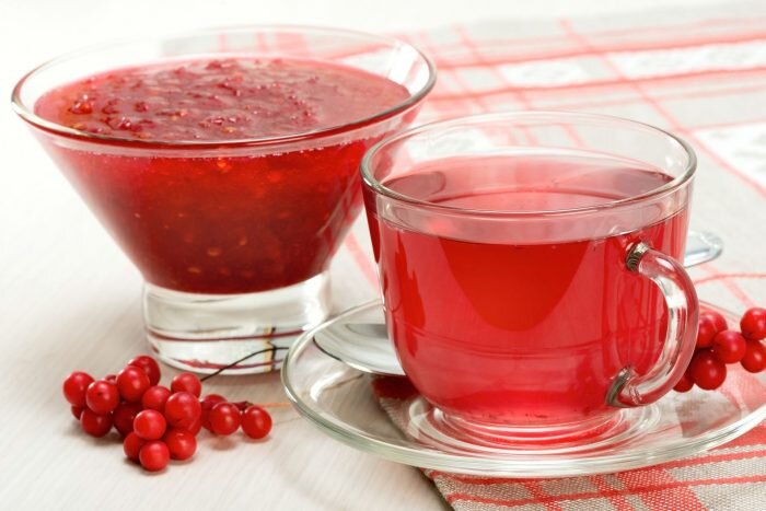 Из плодов и семян лимонника делают лекарственные настойки