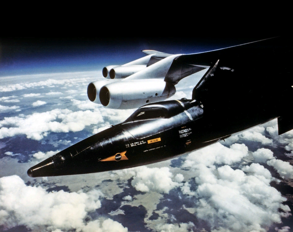 Самый быстрый самолет в мире. North American x-15. Ракетоплан x-15. Ракетоплане North American x-15. North American x-15 экспериментальные самолёты.