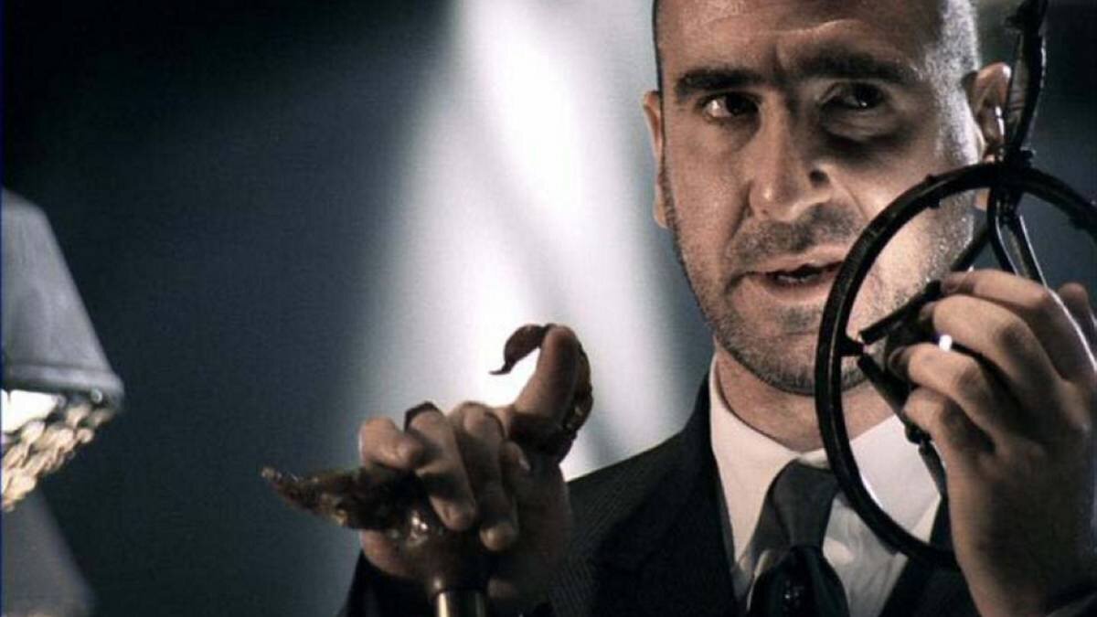 Эрик Кантона в рекламе от Nike "ИГра в клетке"