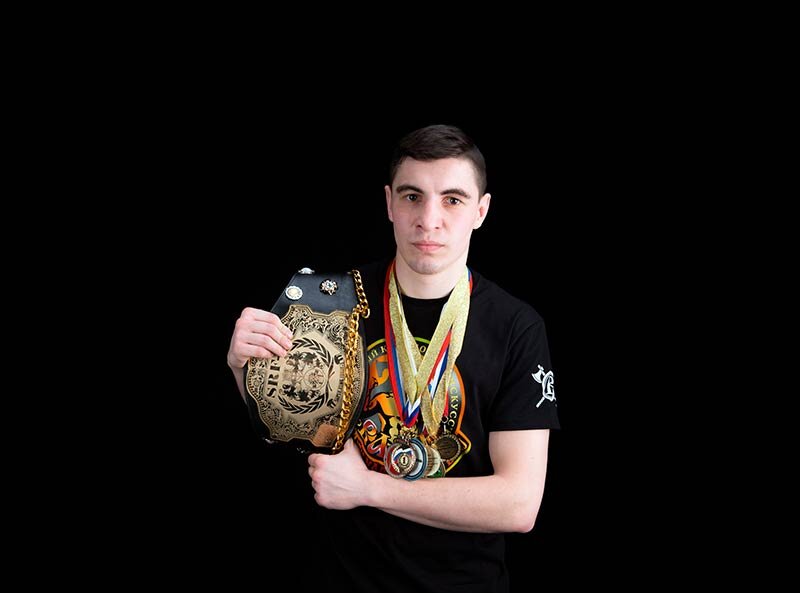 Мастер спорта по тайскому боксу. КМС бокс. КМС тайский бокс. Мурадов Сергей Вячеславович КМС по тайскому боксу. КМС по тайскому боксу.