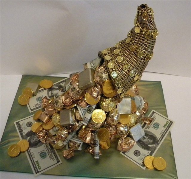 Пусть к вам всегда будут приходить деньги как из рога изобилия!