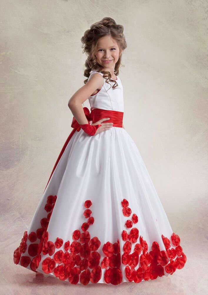 Ну как не позавидовать такой красоте, если сама играешь роль мышки?