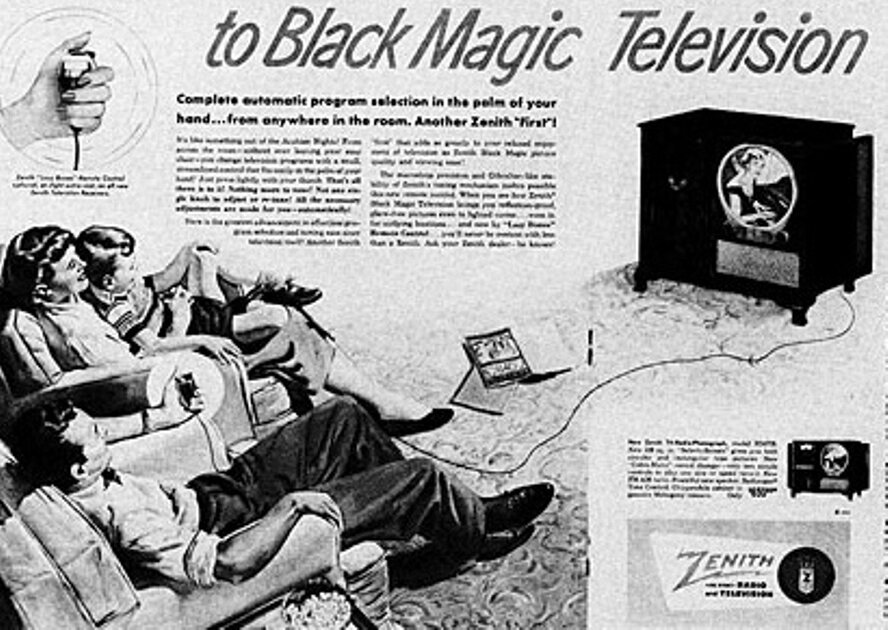 Реклама проводного пульта "Lazy Bones"(Ленивые кости). Обратите внимание на круглый экран телевизора-тогда это было модно.