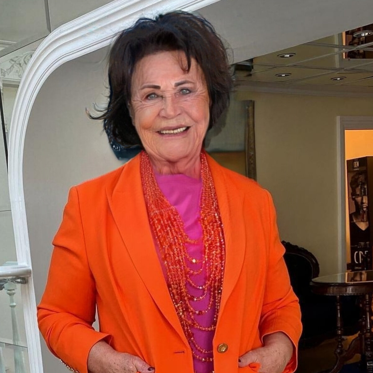 Пример как выглядит без подтяжек лица. Фотошоп

