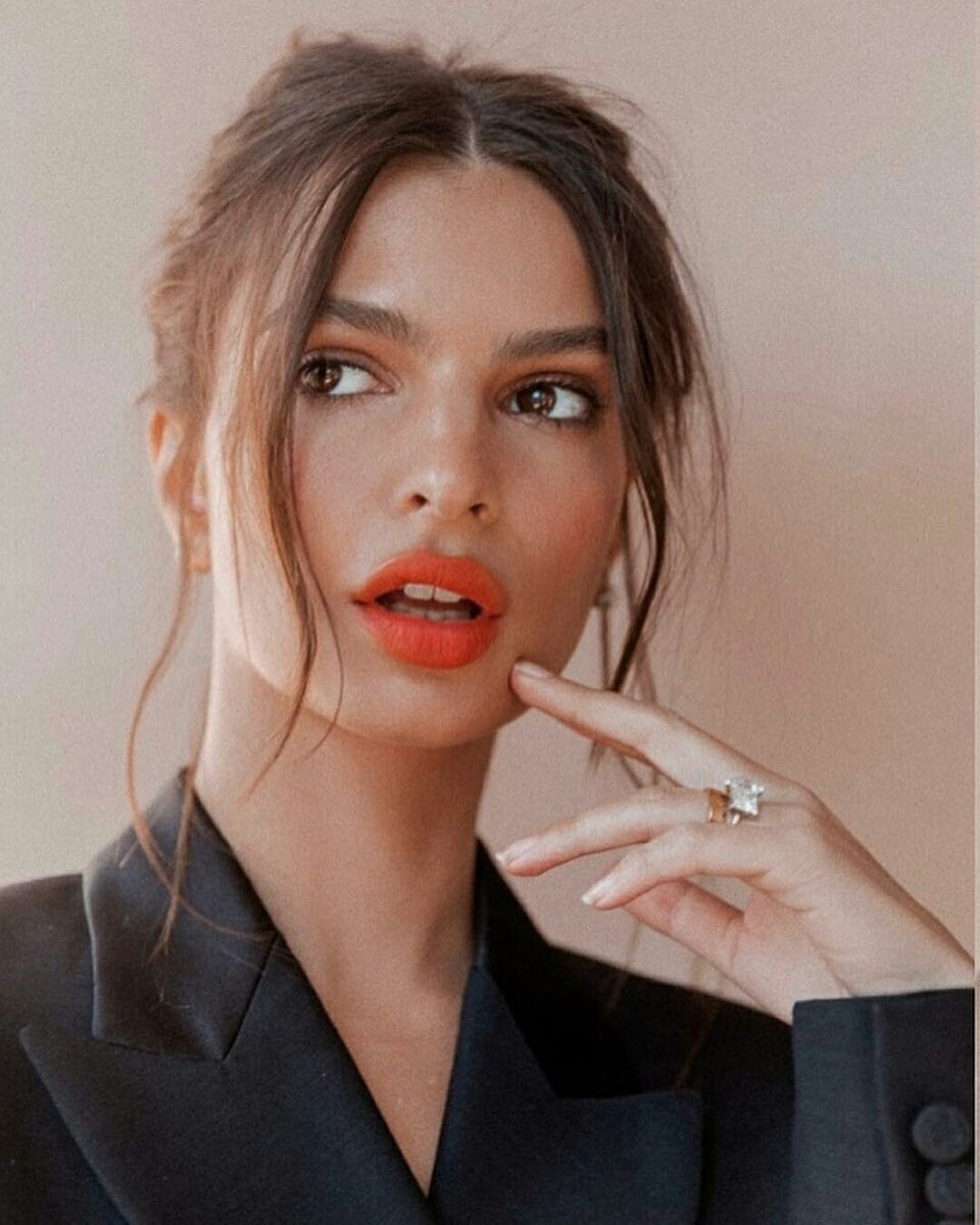 Emily Ratajkowski for Into The Gloss x Kerastase
