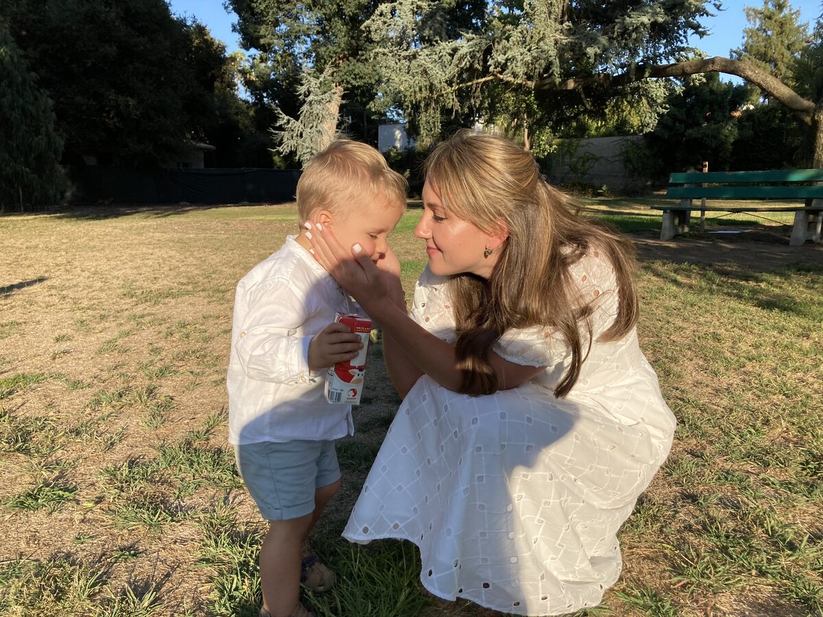На фото я и мой двухлетний сын, не подруга с ее ребенком.