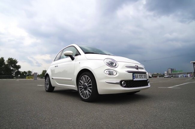 Fiat 500 вид сбоку