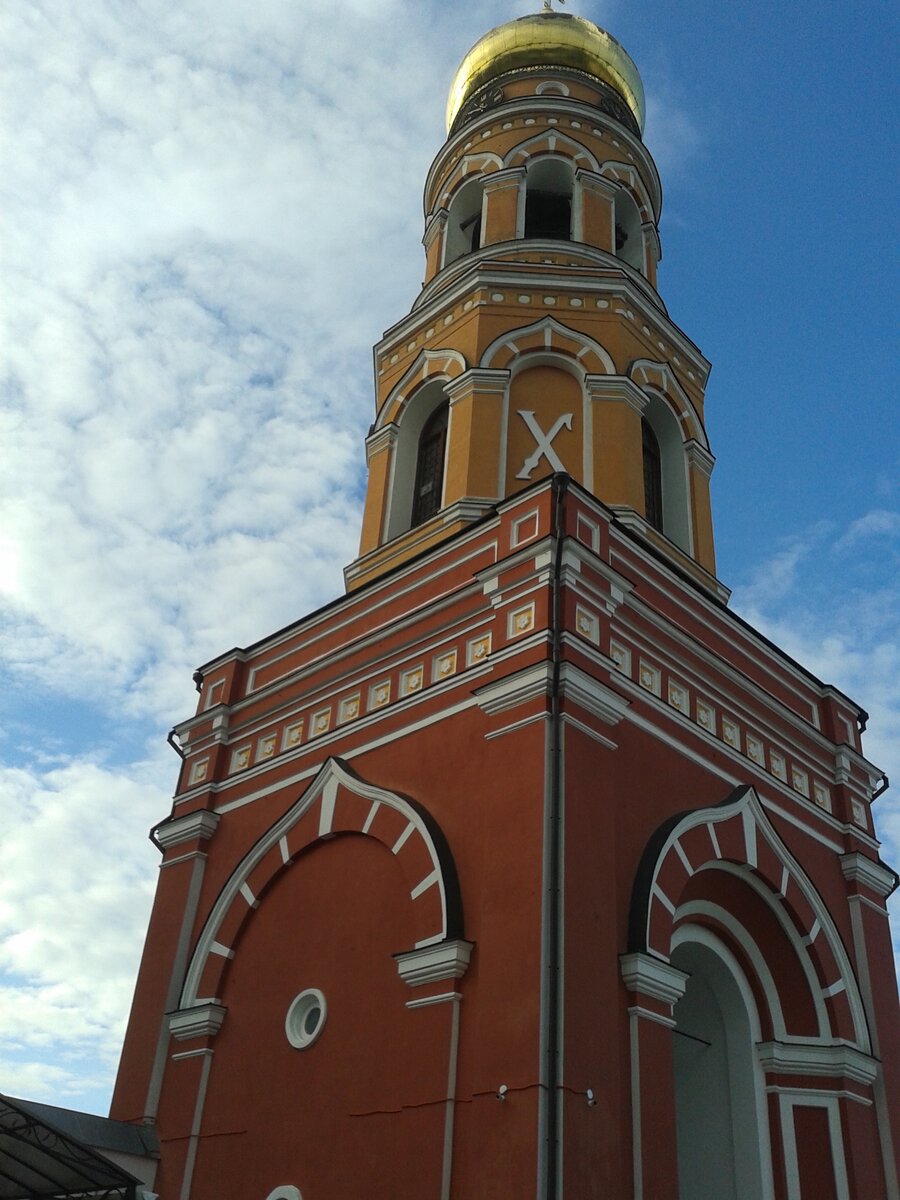 Храм Вознесение в тумане Екатеринбург