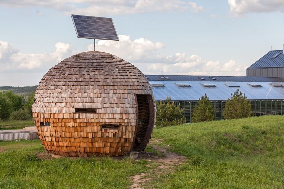 Экопарк ясно поле тула. Экопарк ясно поле тульская область. Ясно поле. Ясное поле экоферма тульская область. Эко отель тульская область ясное поле.