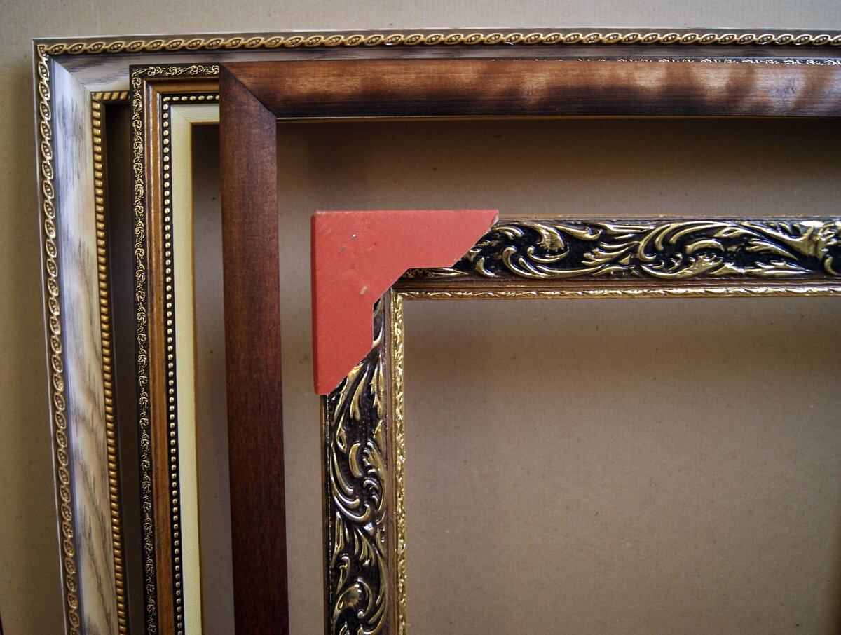 готовые багетные рамки для картин