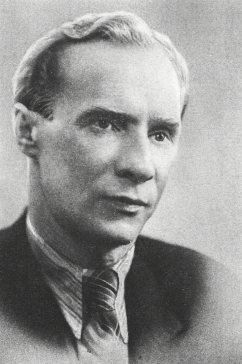 Б. В. Соловьев (1910–?). Выпускник ЛГХУ 1938 г. (педагог В. И. Пономарев). Артист Театра оперы и балета им. С. М. Кирова (1938–1948). Педагог ЛГХУ (1942–?). Заслуженный деятель искусств Таджикской ССР (1957). Фото из архива АРБ имени А. Я. Вагановой