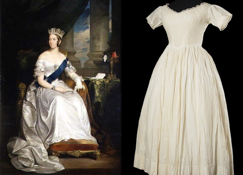 нижнее платье королевы Виктории, на следующем слайде платье ближе и с подписью, что оно было подарено королевой