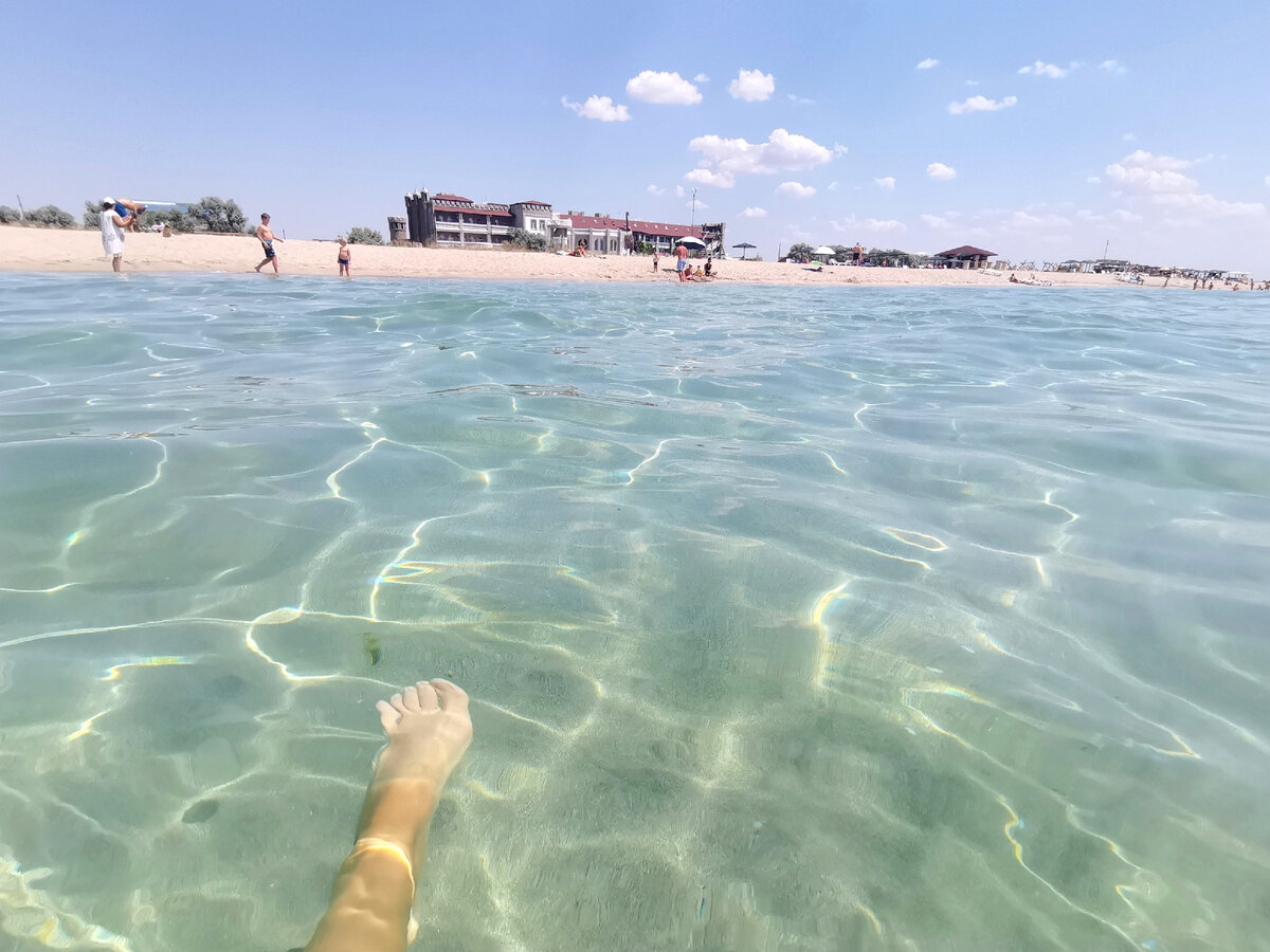 Крымские Мальдивы зеленая вода