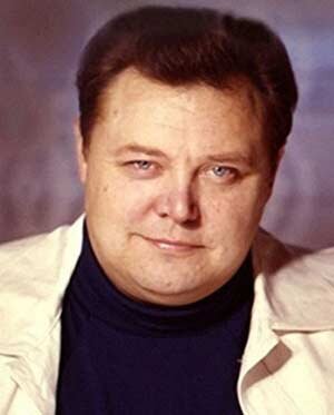 Вячеслав Невинный. Рост Вячеслава Невинного: 192 сантиметра. 

