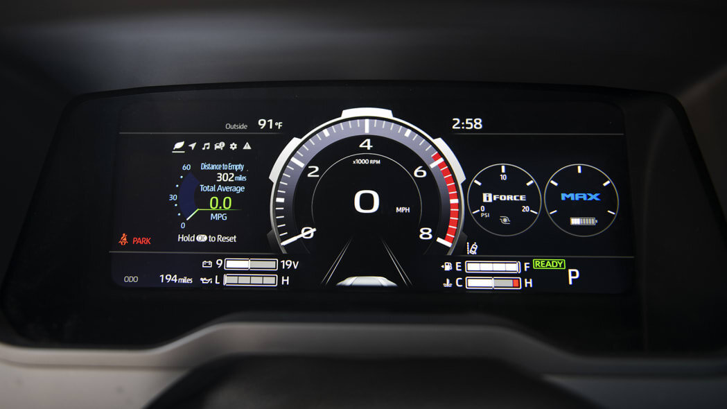 Обзор Toyota Sequoia 2023 года | Новый и доработанный. Новые характеристики ставят его в один ряд с конкурентами.-2