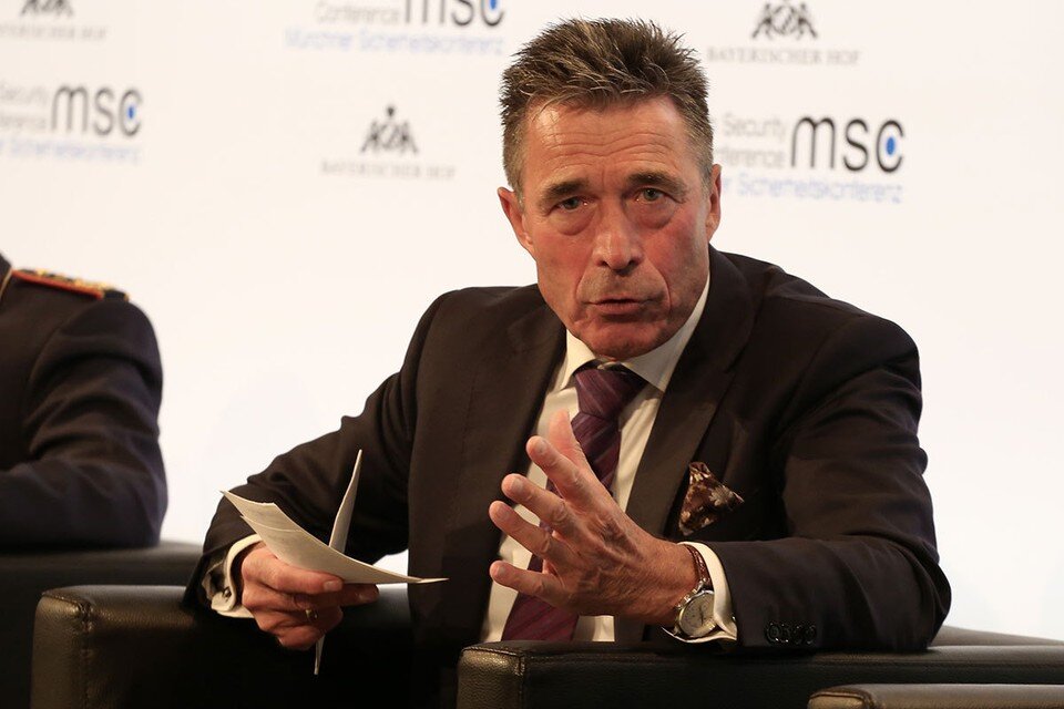 Андерс Фог Расмуссен, бывший Генсек НАТО призвал страны Запада удвоить поддержку Украины GLOBAL LOOK PRESS