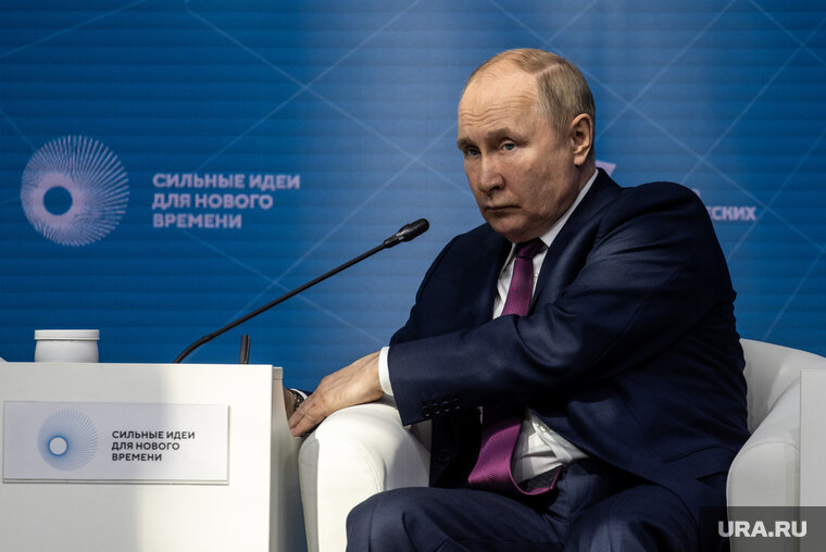    Владимир Путин подписал документ о Русском мире