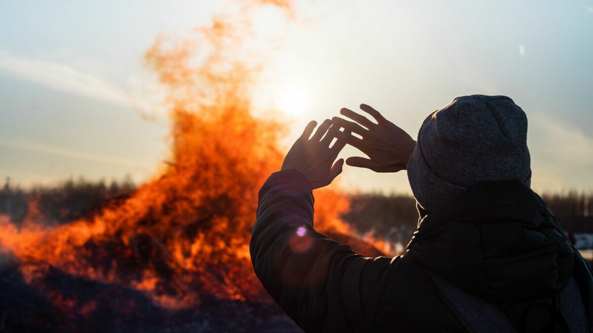     Власти Хабаровского края готовят грандиозное празднование Масленицы. Для этого будет изготовлен арт-объект для сжигания высотой в несколько десятков метров.