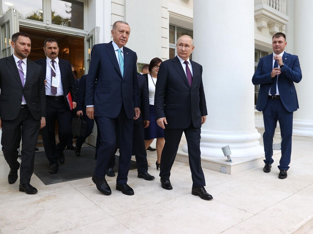 Президент РФ Владимир Путин и президент Турецкой Республики Реджеп Тайип Эрдоган после встречи в Сочи© РИА Новости / POOL