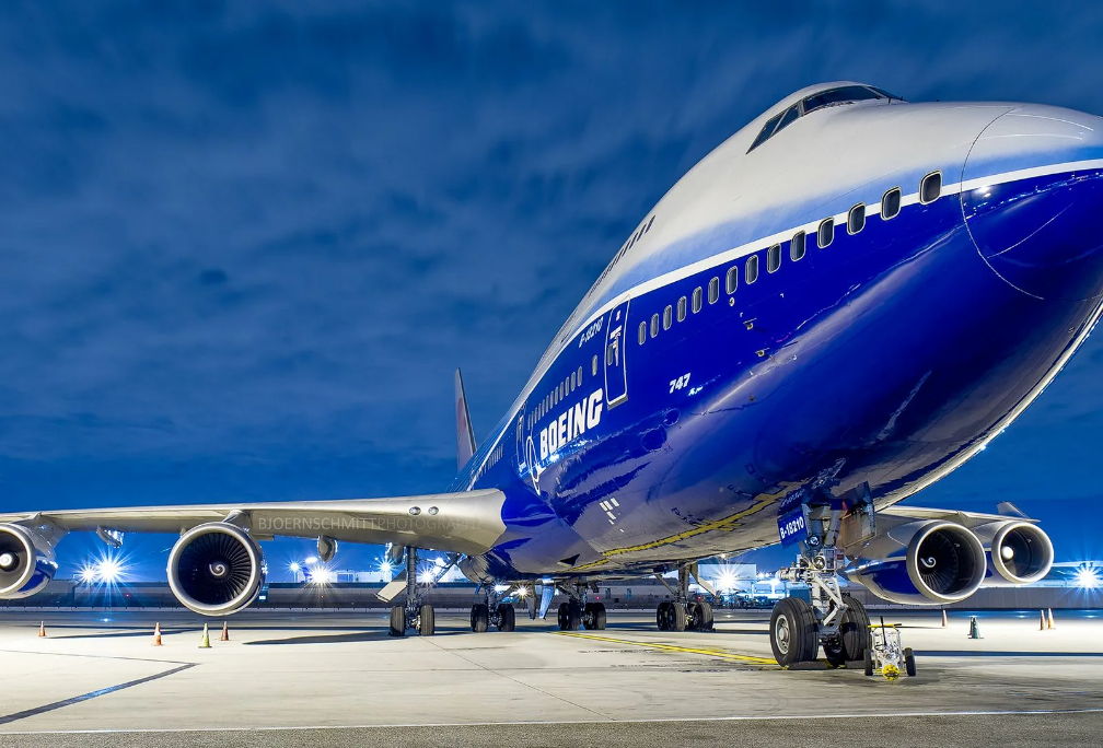 грузовой самолет an12. антонов 225 мрия. грузовой самолет ан 225 мрия. самолет мрия ан-225. ту-160 сверхзвуковой самолёт.