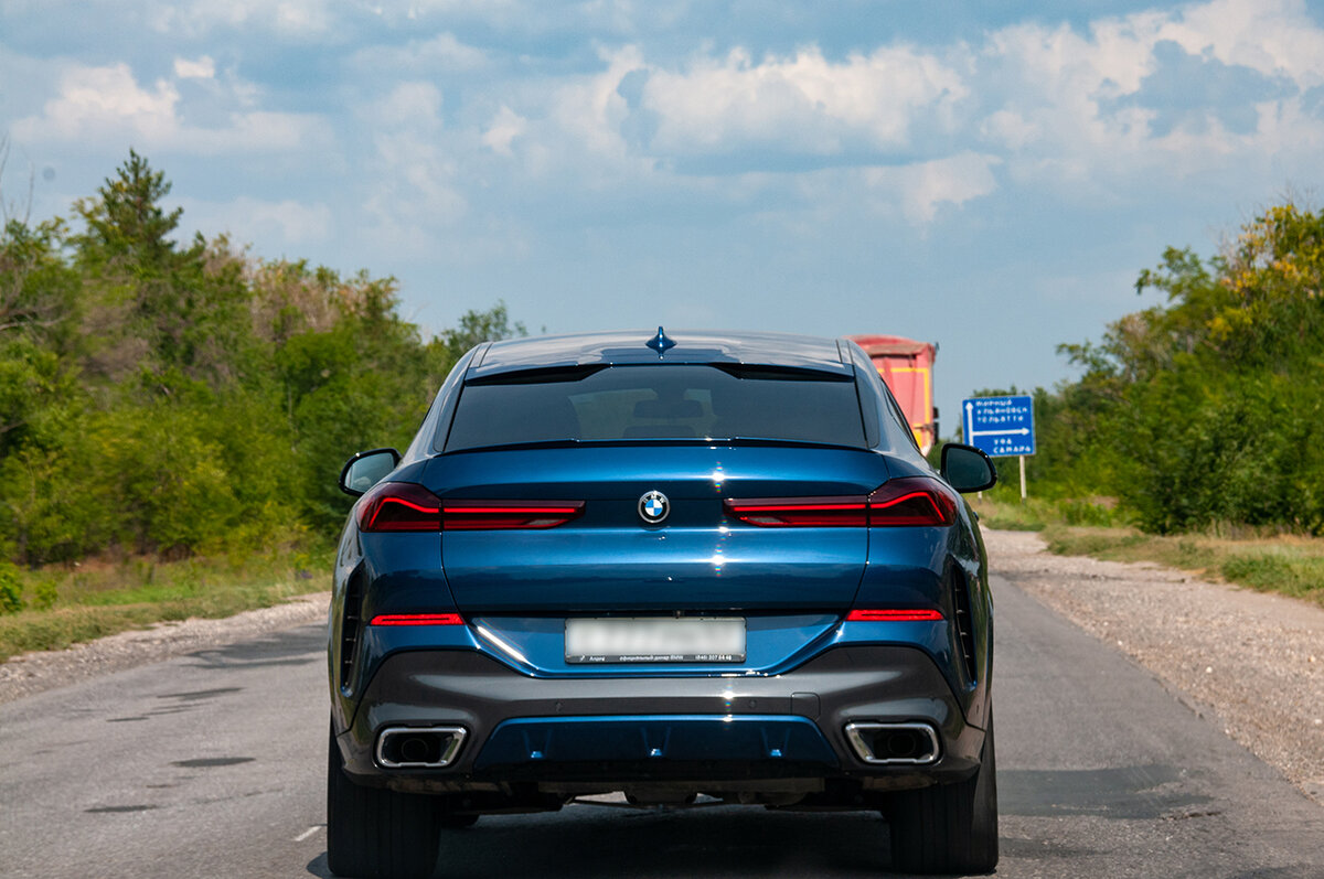 Самой востребованной премиальной моделью в возрасте до 6 лет в городе стала BMW 5.  Фото: Фото: ФедералПресс / Светлана Возмилова