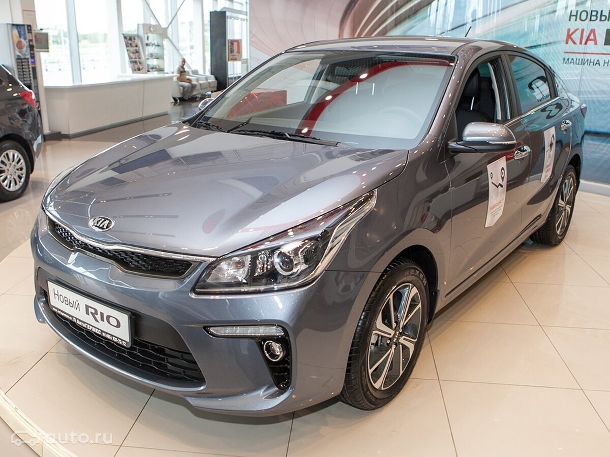 Примерно вот так выглядел автомобиль до пожара.