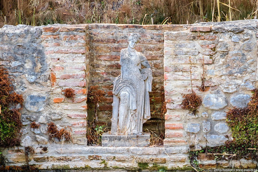 Дион – легендарный город Зевса, где раскопаны древние храмы, бани и туалеты
