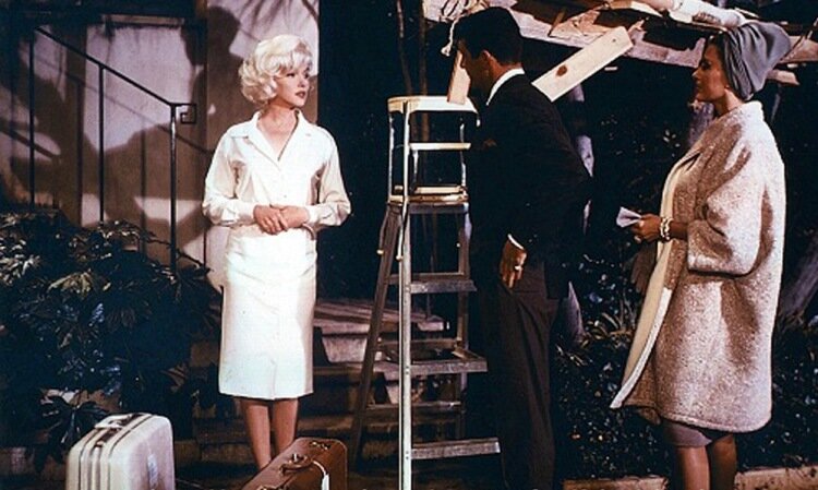 Etta james была темнокожей или. что-то должно случиться фильм 1962. бюстгальтер мэрилин монро. Something s gotten. мэрилин монро 1962.