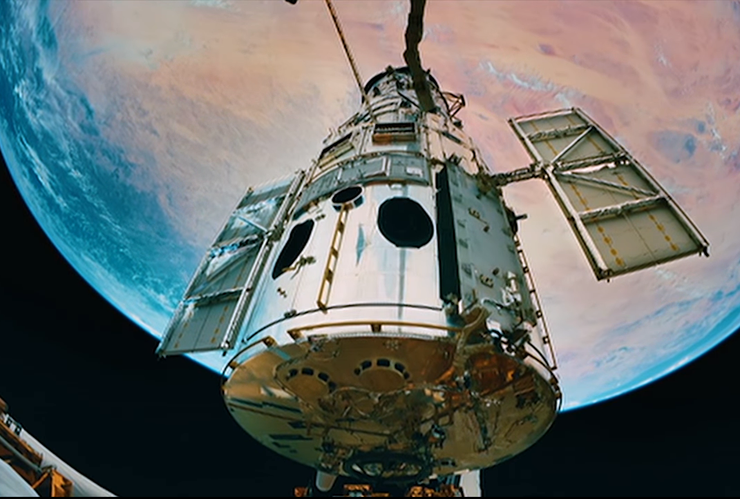 важные космические открытия. космические открытия. туманности в космосе. космические открытия через 30 лет. олег кононенко выход в открытый космос.